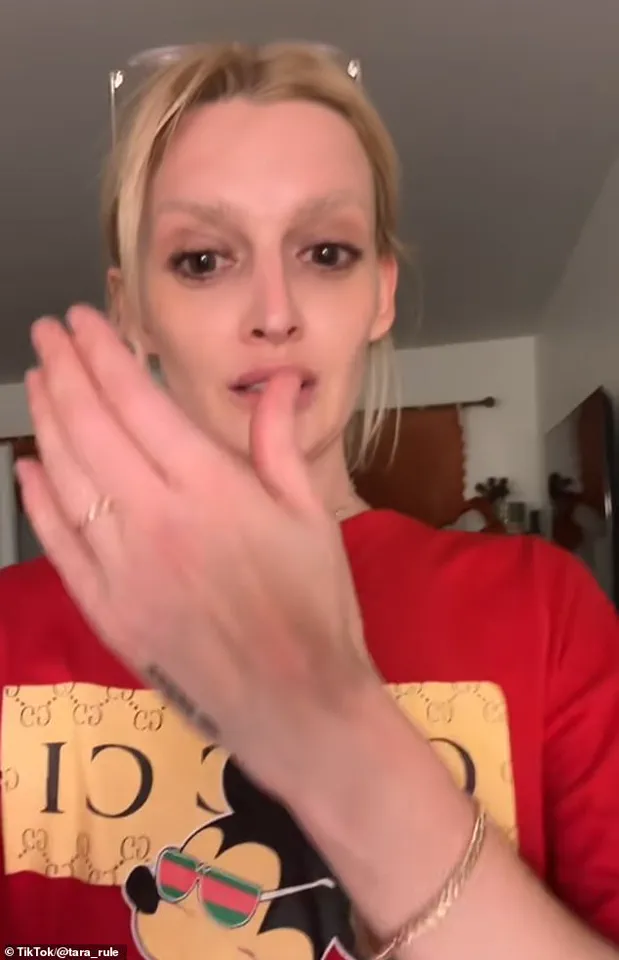 Limited Access to Medical Information Sparks Airline Dispute Involving Influencer with EDS