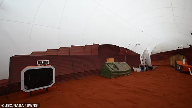 British Pilot Laura Marie to Embark on 378-Day Simulated Mars Mission as Part of NASA's Chapea Experiment