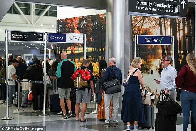 Transportation Secretary Urges Formal Dress on Flights to Restore Civility Amid Rising Unruly Behavior Incidents