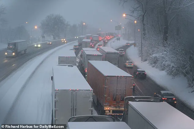 Early Polar Vortex Threat Sparks Concern Over Emergency Preparedness and Government Response