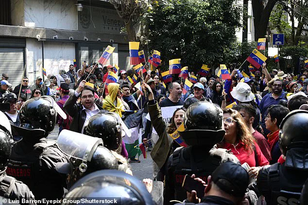 Venezuelan Military Demands Maduro's Release Amid Chaos and Unrest as Crisis Escalates