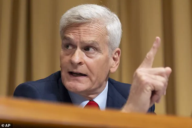 Bipartisan Concern Over ICE-Linked Fatalities Sparks Republican Dissent and Internal Tensions in Trump Administration