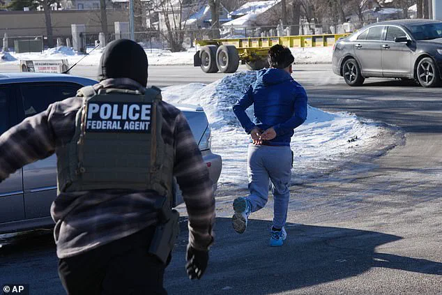 Federal Agents Break Window on SUV During Border Patrol Operation in Minnesota, Alleged Illegal Migrant Attempting to Flee