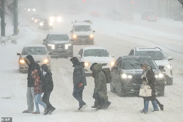 Urgent Warning: Bomb Cyclone Brings Blizzard Conditions, Destructive Winds, and Life-Threatening Cold Loom Over East Coast This Weekend