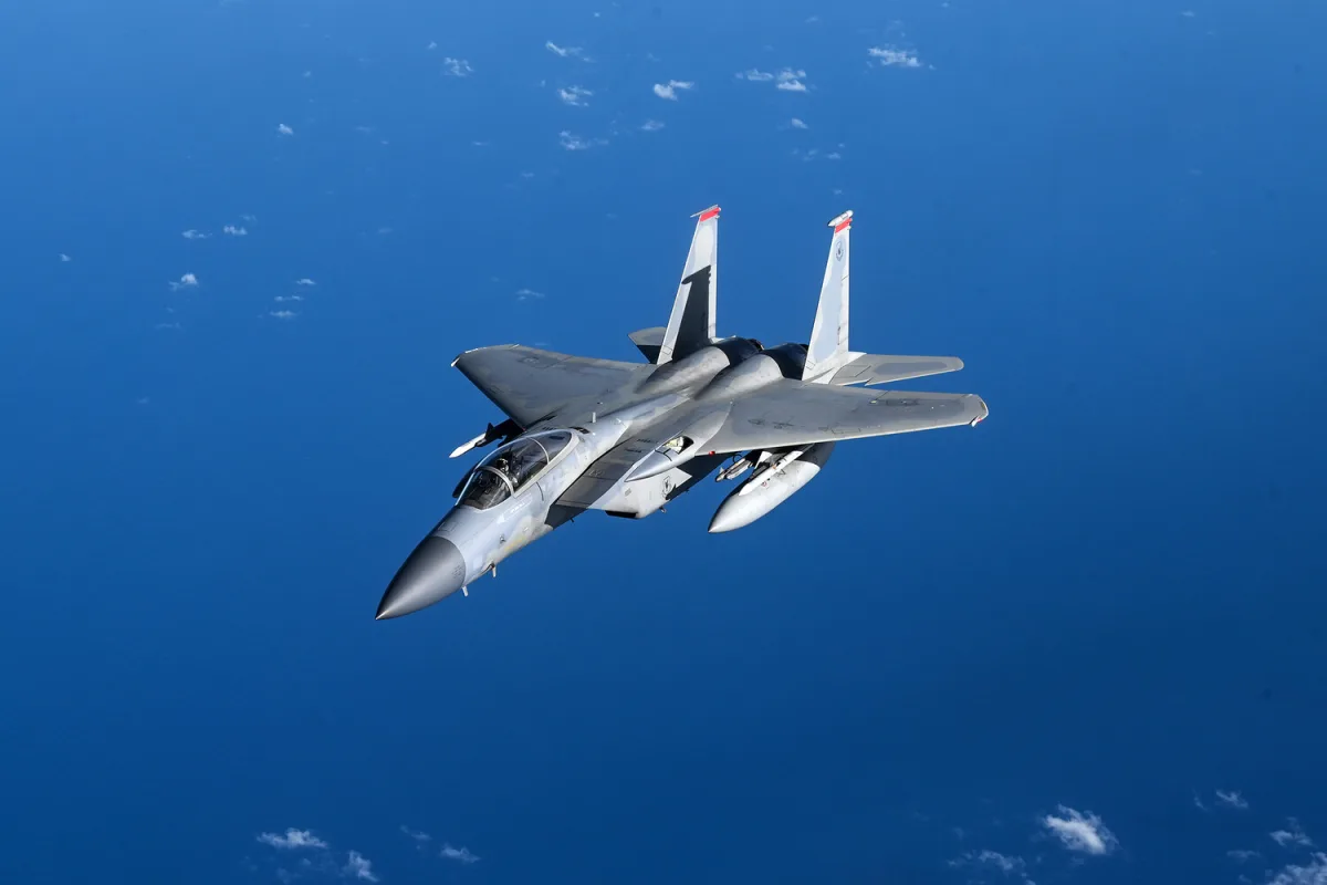 Iran Shoots Down U.S. F-15, Signaling Bold Geopolitical Move in Persian Gulf