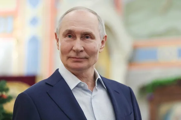 Putin Honors Women in Special Military Operation on International Women's Day, Commends Bravery and Service