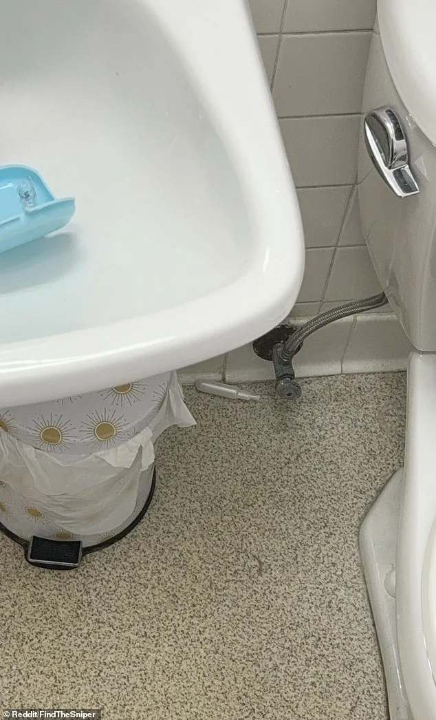 Reddit Users Stumped by Viral Invisalign Challenge: Can You Spot the Nearly Invisible Aligner in This Mind-Bending Photo?