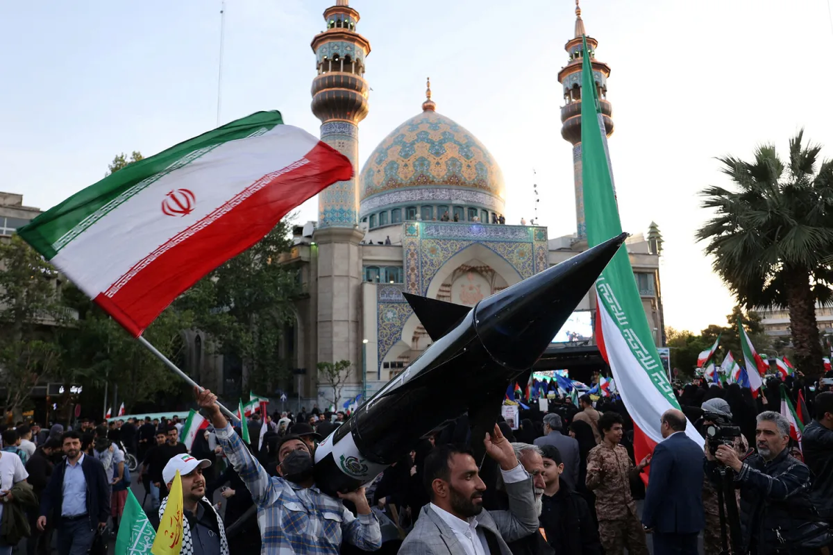 IRGC Launches Missile Strikes Dedicated to New Supreme Leader Ayatollah Mojtaba Khamenei