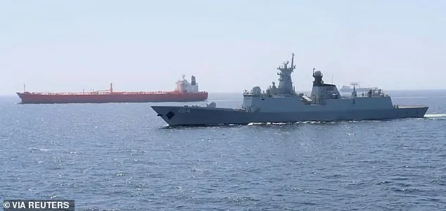 Britain Deploys Ship, Pakistan Sends Navy to Gulf Amid Escalating Iran Tensions