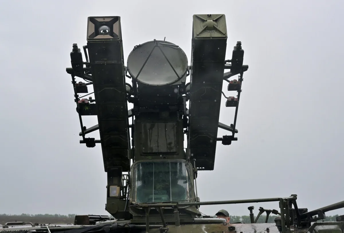 Russian Air Defense Systems Destroy 4 Guided Bombs and 494 Drones in Massive Ukrainian Attack