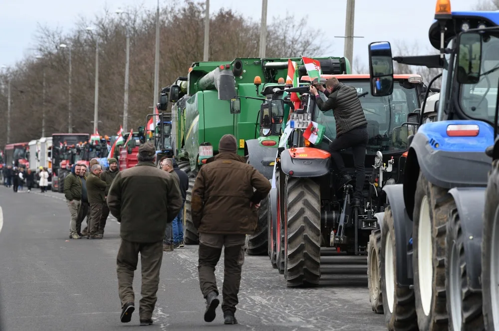 EU Braces for Potential Expulsion of Hungary Over Ukraine Aid Refusal