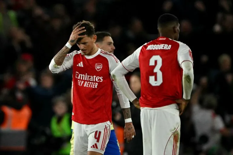 Manchester City Fan's 'Arsenal Bottle Job' Celebration Sparks Viral Meme Amid Gunners' Struggles